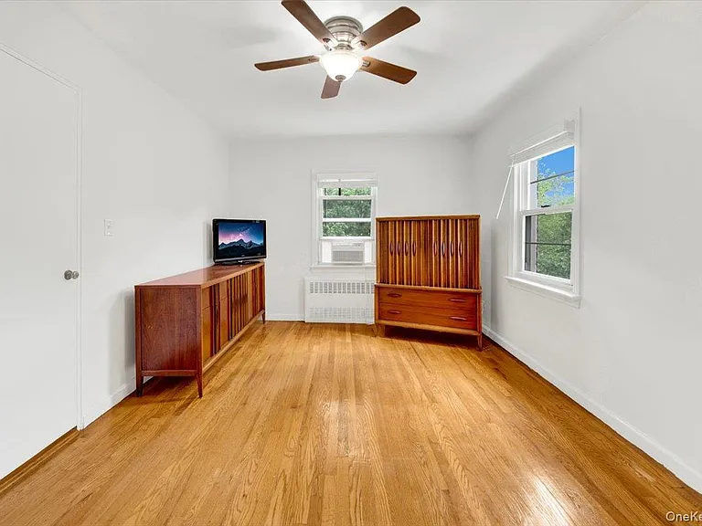 10 South Rd #2F — Photo 14