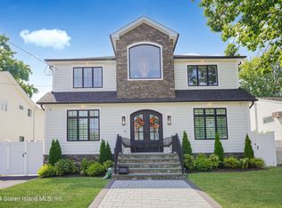 344 Beach Rd, Staten Island, NY 10312