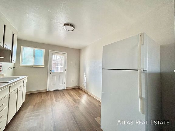 3rd image of 5370 W 3rd Pl APT 2