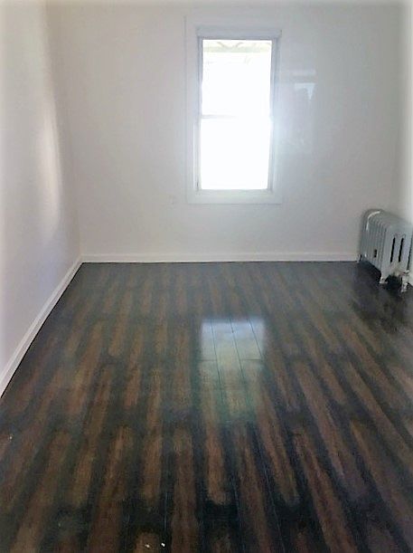 2nd image of 137 80 Southgate St