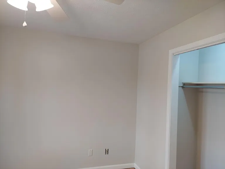 8711 Hanover Dr — Photo 14