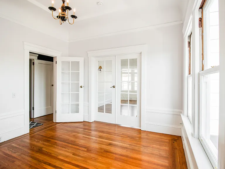 874 Hampshire St — Photo 12