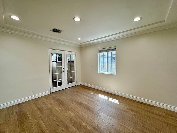 2nd image of 514 Hill Dr