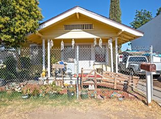 1266 N Effie St, Fresno, CA 93703