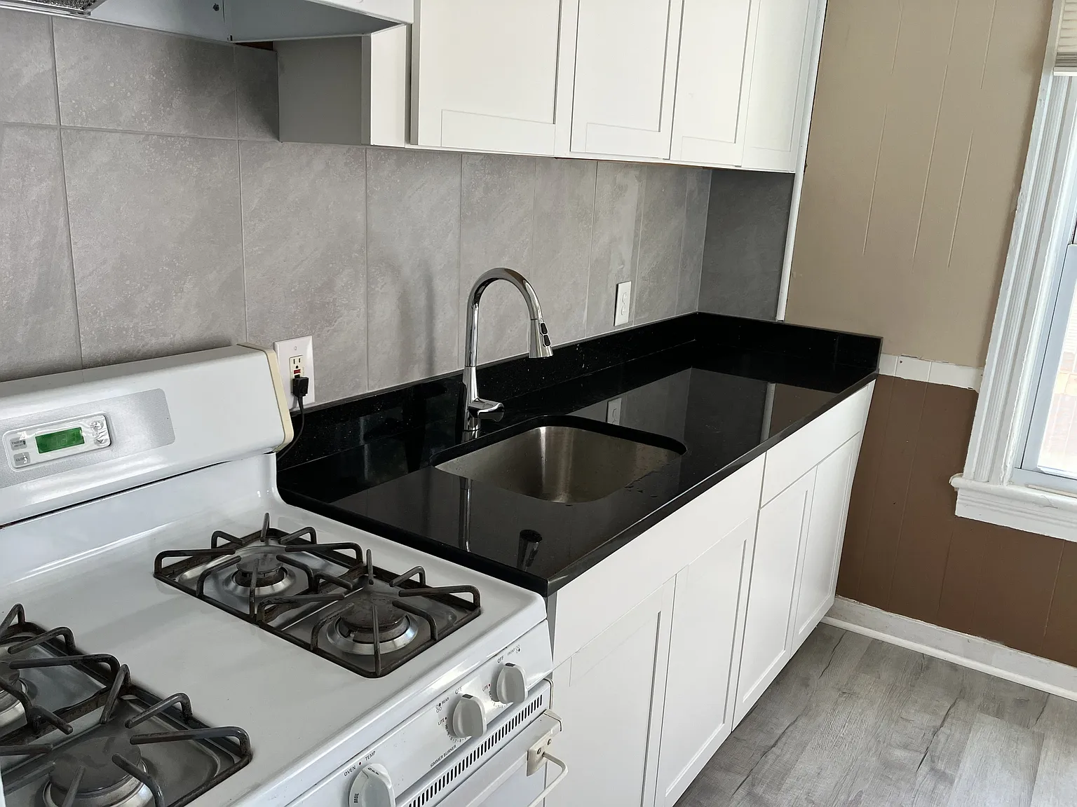 1 bed, $1,800 — Photo 3