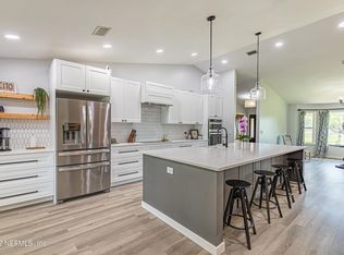 1456 Arends Rd, Jacksonville, FL 32218