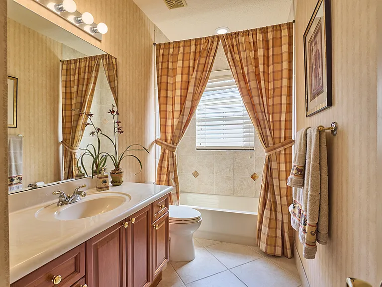 8282 Spyglass Dr — Photo 18