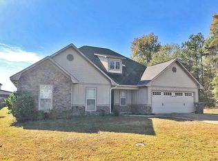 39 Maggie Ct, Phenix City, AL 36867
