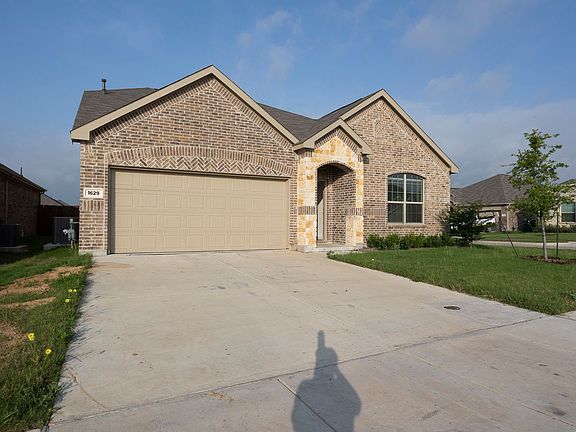 2nd image of 1629 Dream Dr