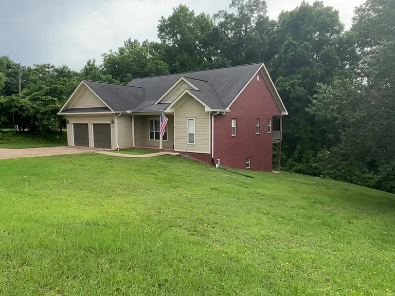 1869 Ridge Rd — Photo 1