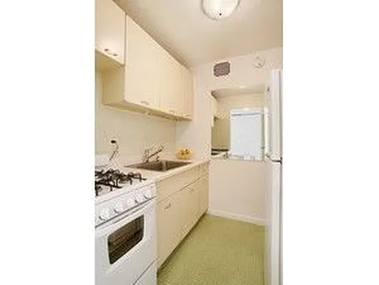 Sold by Corcoran | media 2