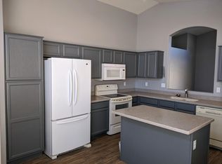 8242 W Eugie Ave, Peoria, AZ 85381