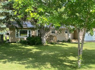 1002 E 7th St, Webster, SD 57274