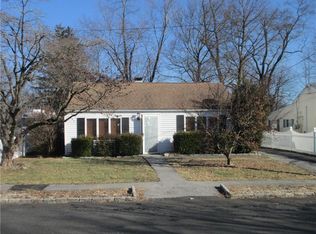 18 Peck St, West Haverstraw, NY 10993