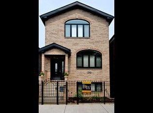 2961 S Farrell St, Chicago, IL 60608