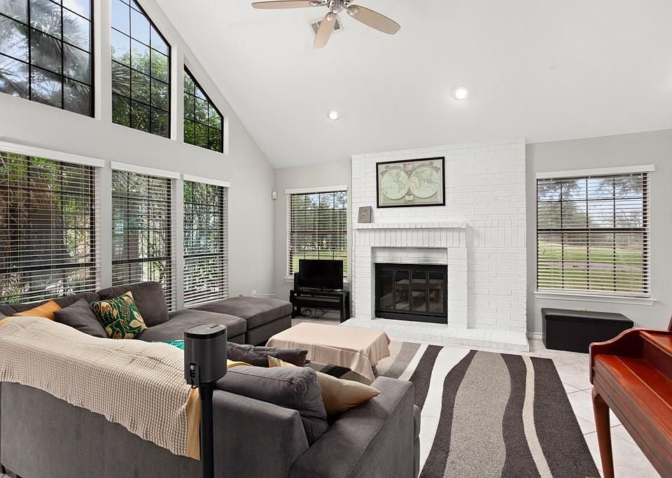 1st image of 11310 Spicewood Club Dr