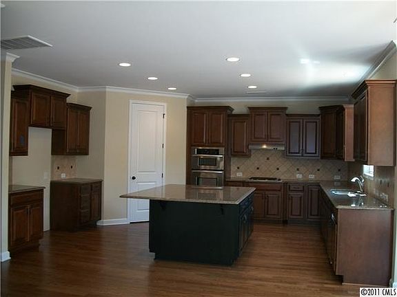5th image of 2771 W Hartwell Pl #435