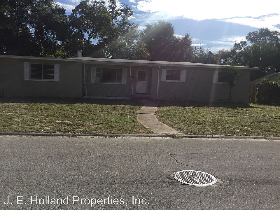 1st image of 3039 Dalehurst Dr W