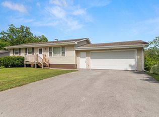 12219 Hendricks Ct, Crown Point, IN 46307