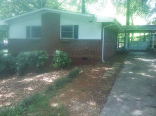 1086 N Hills Dr, Decatur, GA 30033