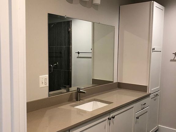 5th image of 102 S Main St Suite 201