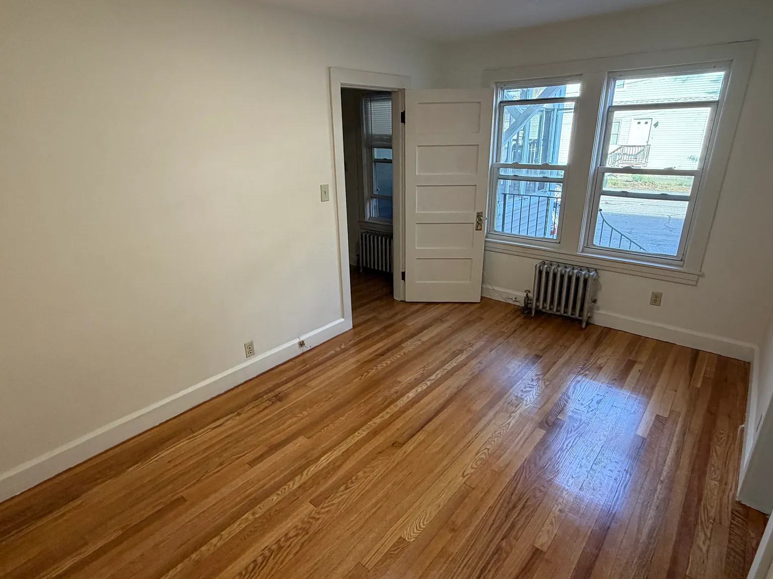 7 Robert St — Photo 2