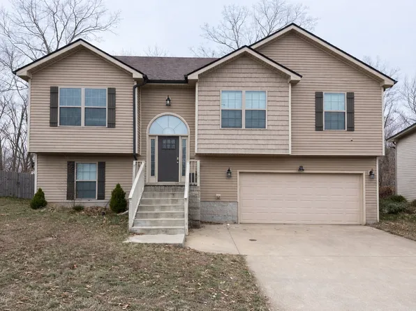 1648 Parkside Dr, Clarksville, TN 37042
