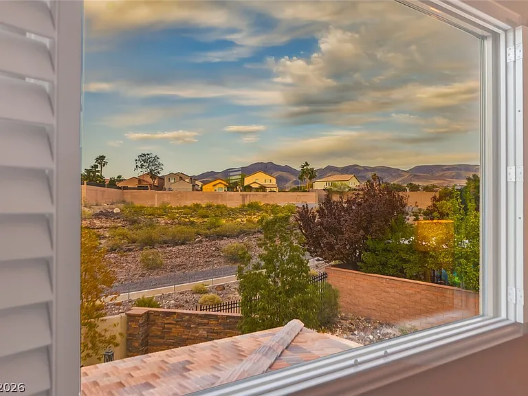 2534 Birch Hollow St — Photo 30