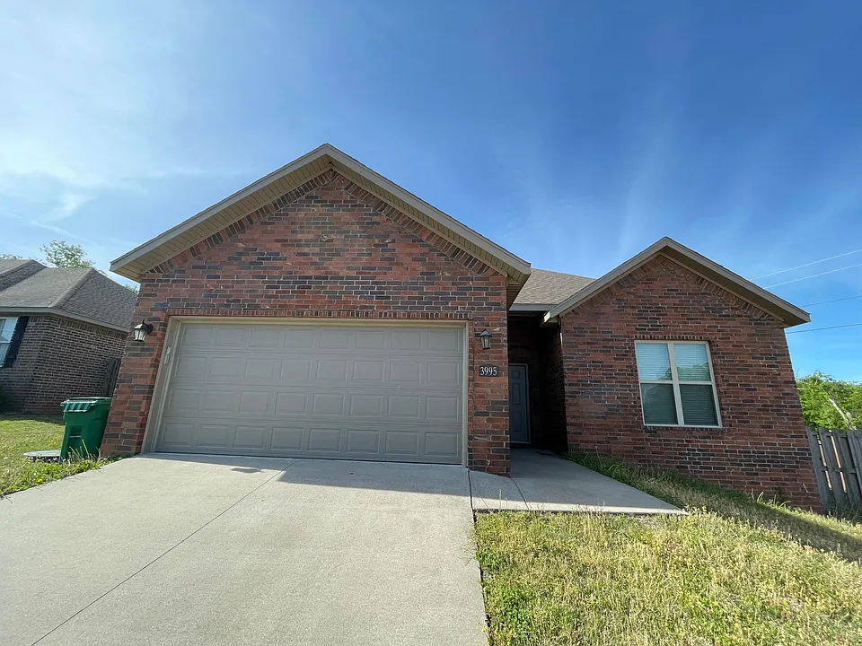 3995 Orleans Ave