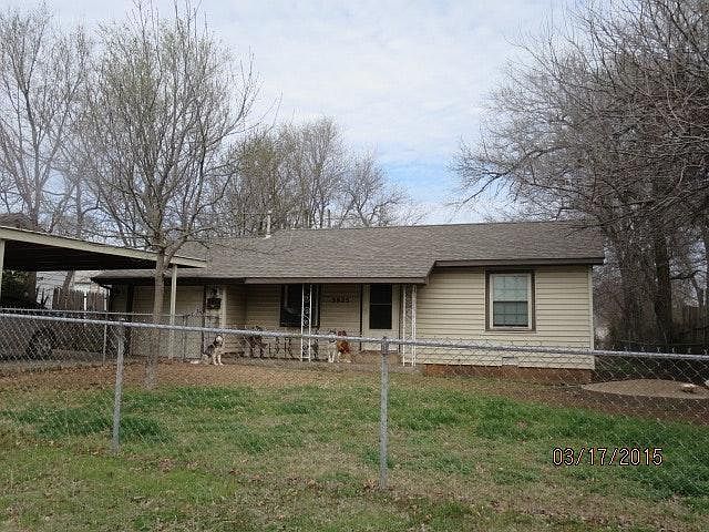 1st image of 3925 SE 11th St