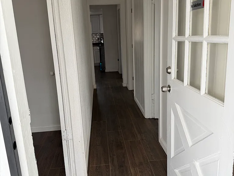 241 S California St — Photo 6