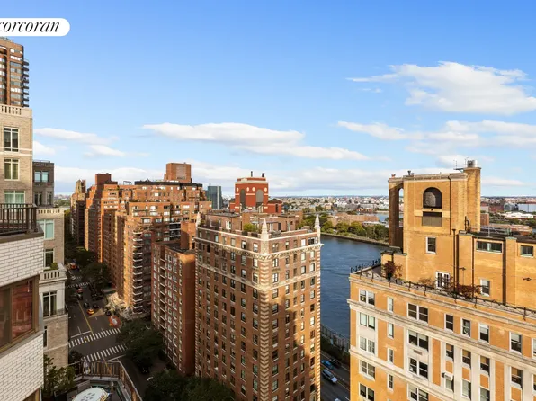 10 East End Avenue image 20 of 20