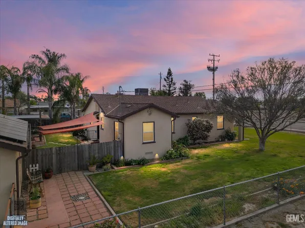 1102 Castro Ln, Bakersfield, CA 93304