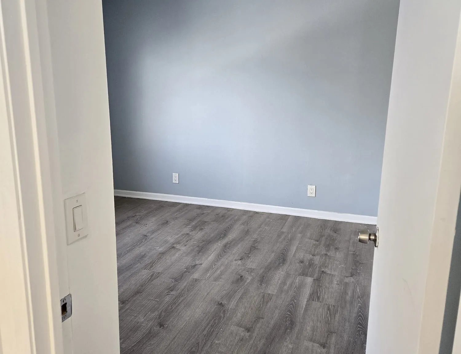 3 bed, 1300 sqft, $3,000 — Photo 4