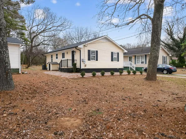 215 Wilmington Ave, Oxford, NC 27565