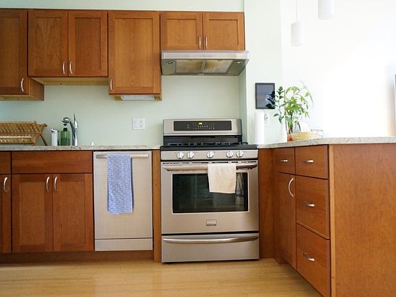4th image of 130A Langton St