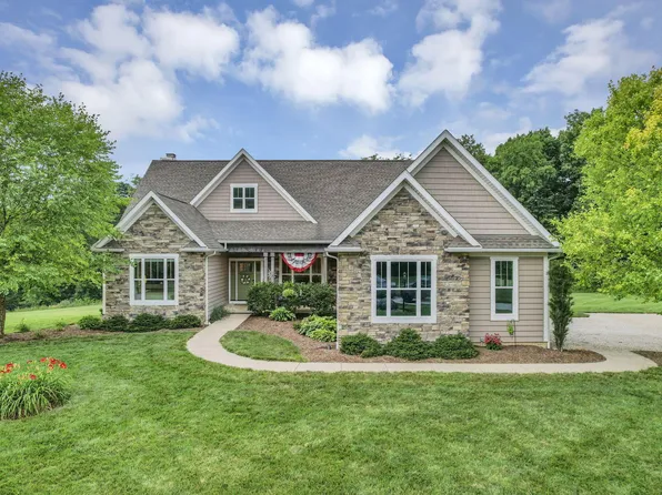 112 Liberty Woods Ct, Johnstown, OH 43031