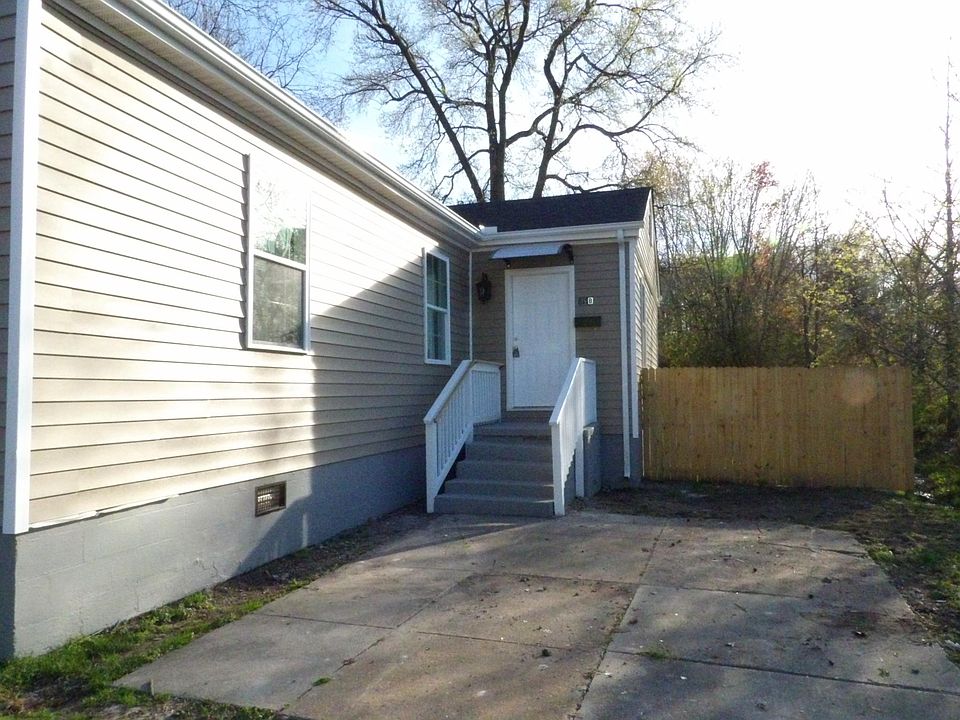 1st image of 817 Powhatan Pkwy APT B