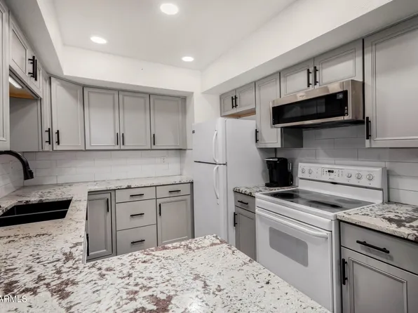 4444 E Paradise Village Parkway N #132, Phoenix, AZ 85032