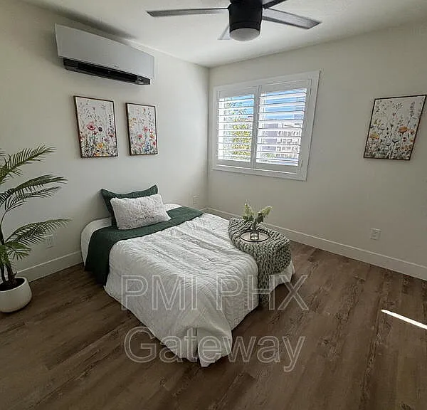430 W 7th St #4 — Photo 14