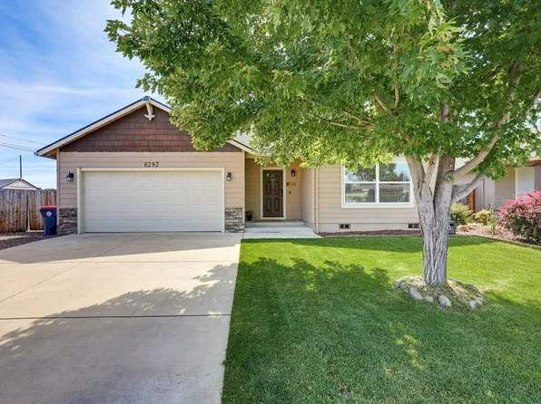 8292 29th St, White City, OR 97503