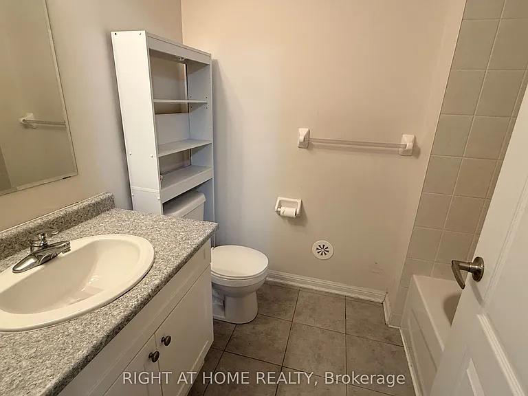 20 Ferguson St — Photo 14