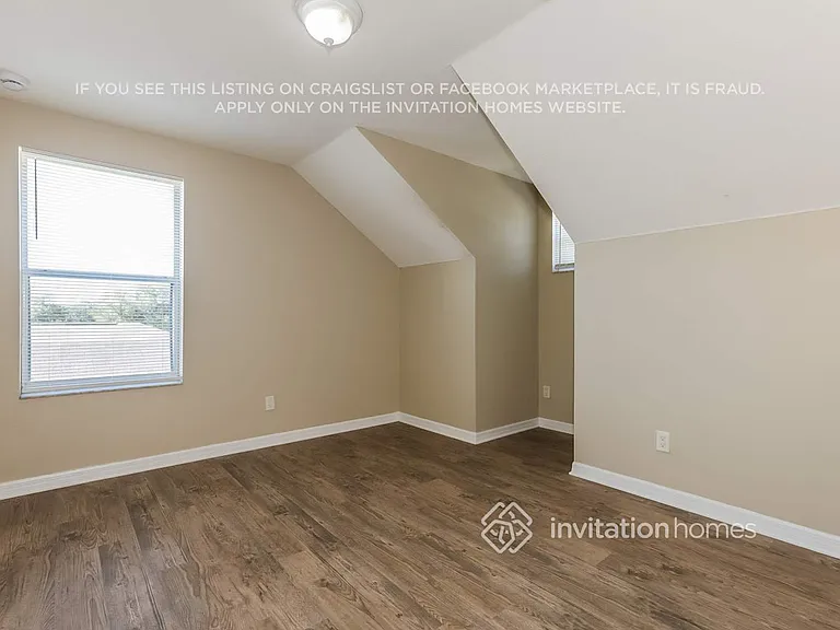 36111 Shady Bluff Loop — Photo 14