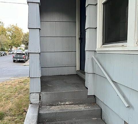front covered portal