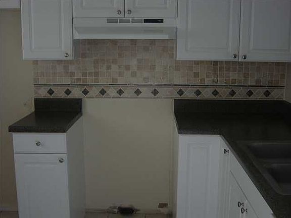 3rd image of 13 Court Dr #13