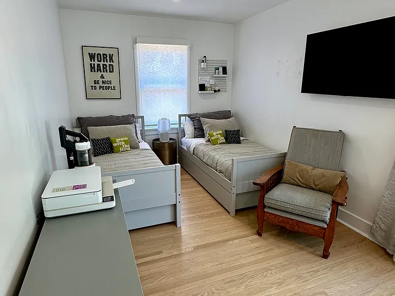 533 N Harwood St — Photo 15