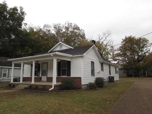 1729 Countryman St, Dyersburg, TN 38024