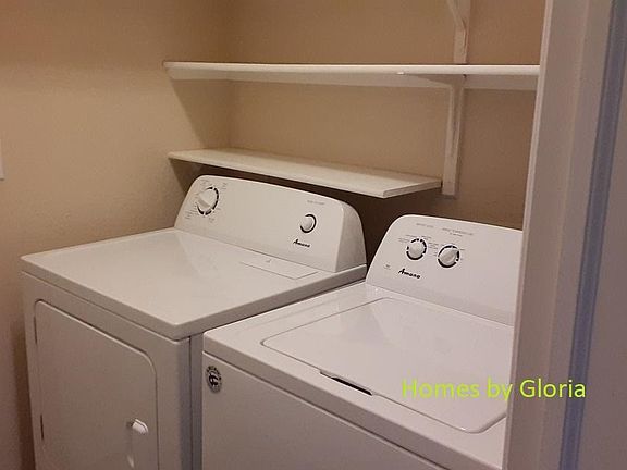 Comes with washer and dryer