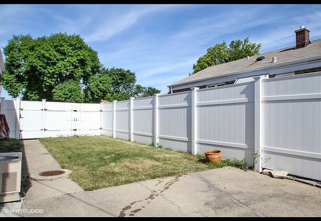 2nd image of 5501 N Oketo Ave