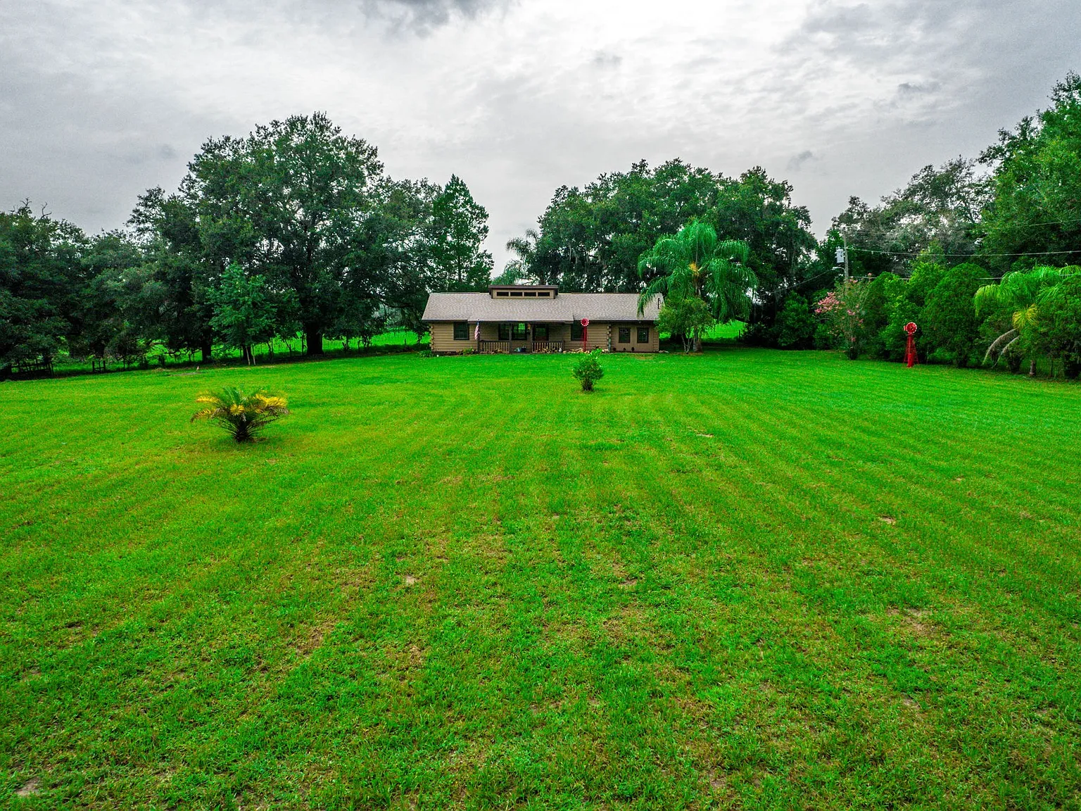 4 bed, 1520 sqft, $2,295 — Photo 3